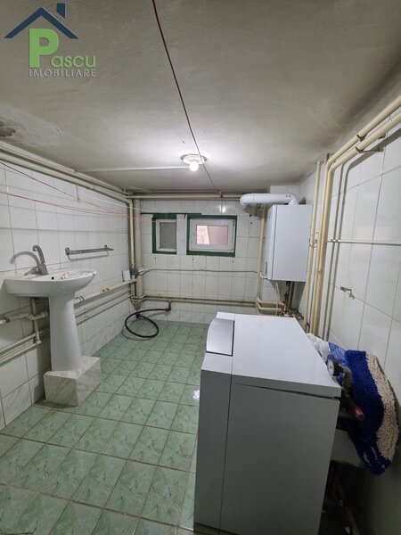 Vila Brancoveanu, Alunisului, S+P+1+M, 311 mpu, teren 200 mp, garaj